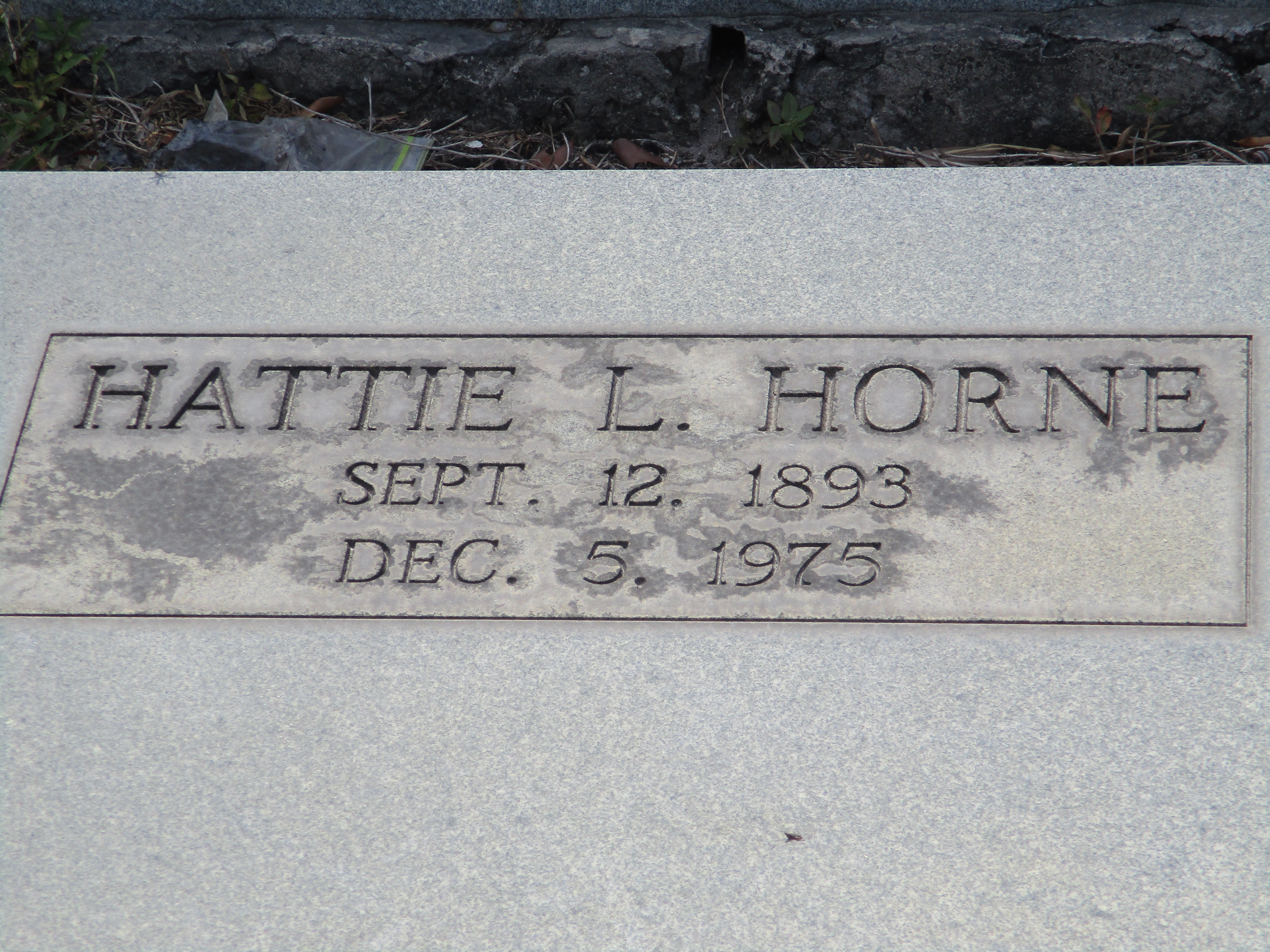 Hattie L Horne